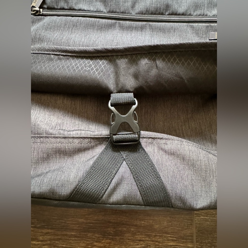 Samsonite Computer Bag - Picture 4 of 9